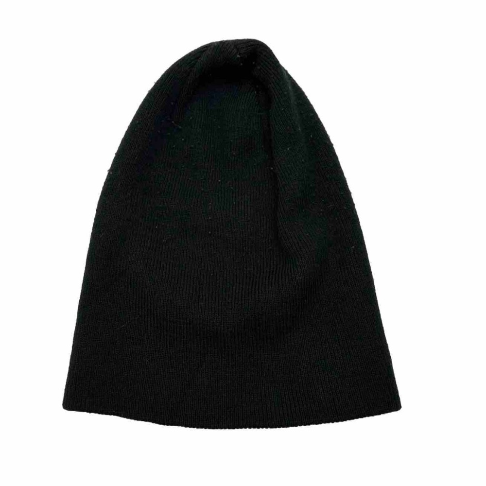 No Brand | beanie | All black | Size: OS | New condition | ✋Pre-Owned✋